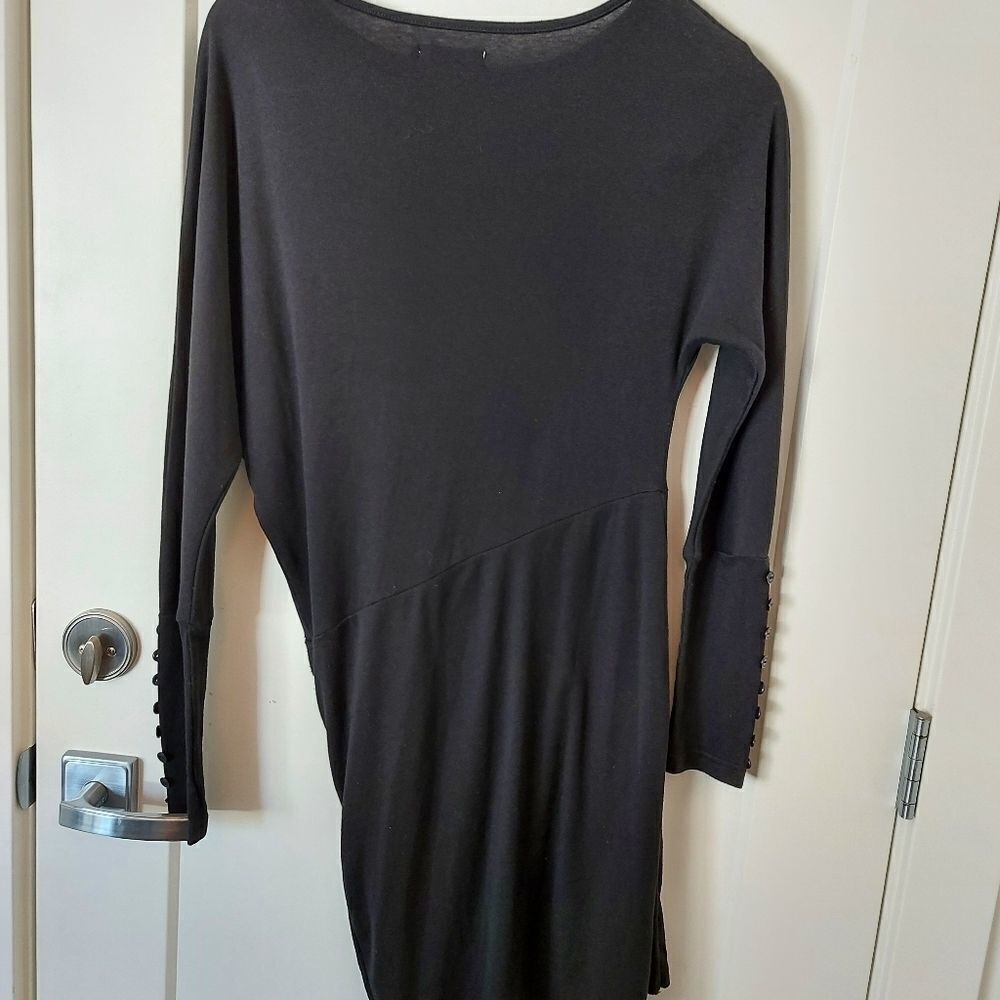 LOST & Found Dress - Picture 4 of 9